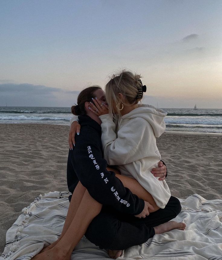 marls la gansa rosa (@aurilocks) on Twitter photo 