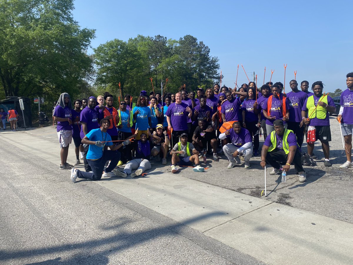 CoachJOdaffer's tweet photo. Go Tigers!

Yesterday we received the opportunity to serve our community with students from other institutions throughout the city! We appreciate the effort of our young men on the field, in the classroom, and throughout the community!

#ColaBuilt #CWCW 
#DigDeep #RARE #RamServe https://t.co/2LmqEBY5PR