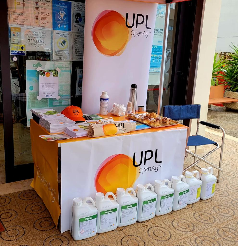 UPL_Italia's tweet photo. UPL Italia a Bari presenta la linea completa di biostimolanti per ciliegio ed uva da tavola.
BM86 + CALIBRA + FOLICAL

#OpenAg #NPP #UPL #biosolutions https://t.co/UG89DPl5zD