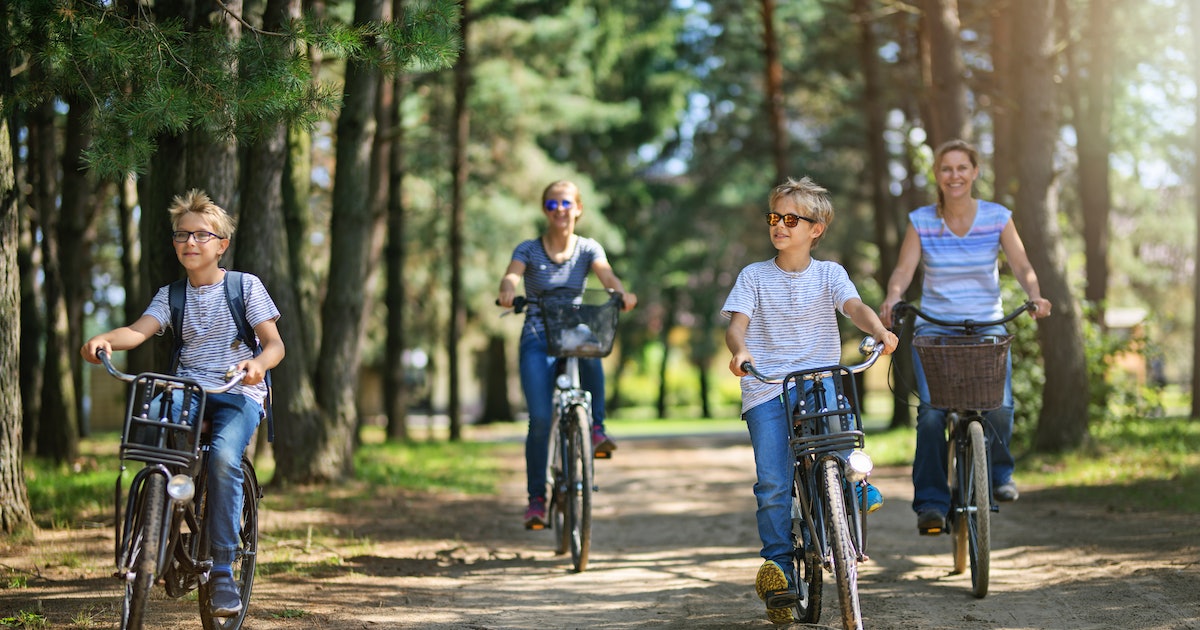 PilotBike_'s tweet photo. Biking is a great way to bond with friends and family while staying active! 🚴‍♀️👨‍👩‍👧‍👦💕 #FamilyFitness #SocialBiking #BikeLife https://t.co/P5is9Asuse