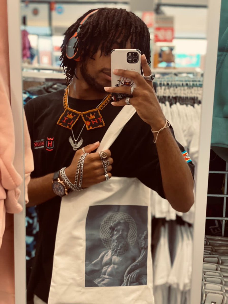 SekwaneleD's tweet photo. Tote bags E200
#customable
DM or WhatsApp 79499643 to order
Follow @i.f.o.u.n.d.h.e.r on IG for more options π§‘
#Tini #tinitwitter #Tinitwitter #TiniTwitter https://t.co/i7rmMeSThL