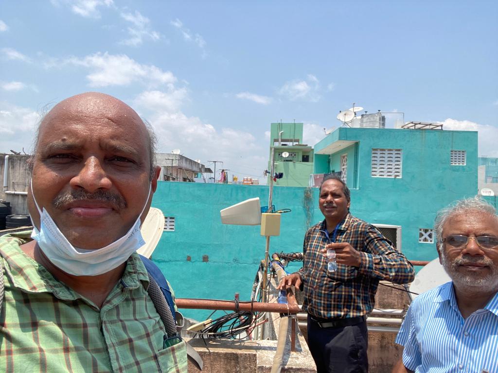 DoT_India's tweet photo. Wireless Monitoring Station(WMS), Chennai seized unauthorized signal boosters causing interference to Telecom Service Providers at 6 different locations in Chennai City....(1/3) https://t.co/HNqgPfOpiu