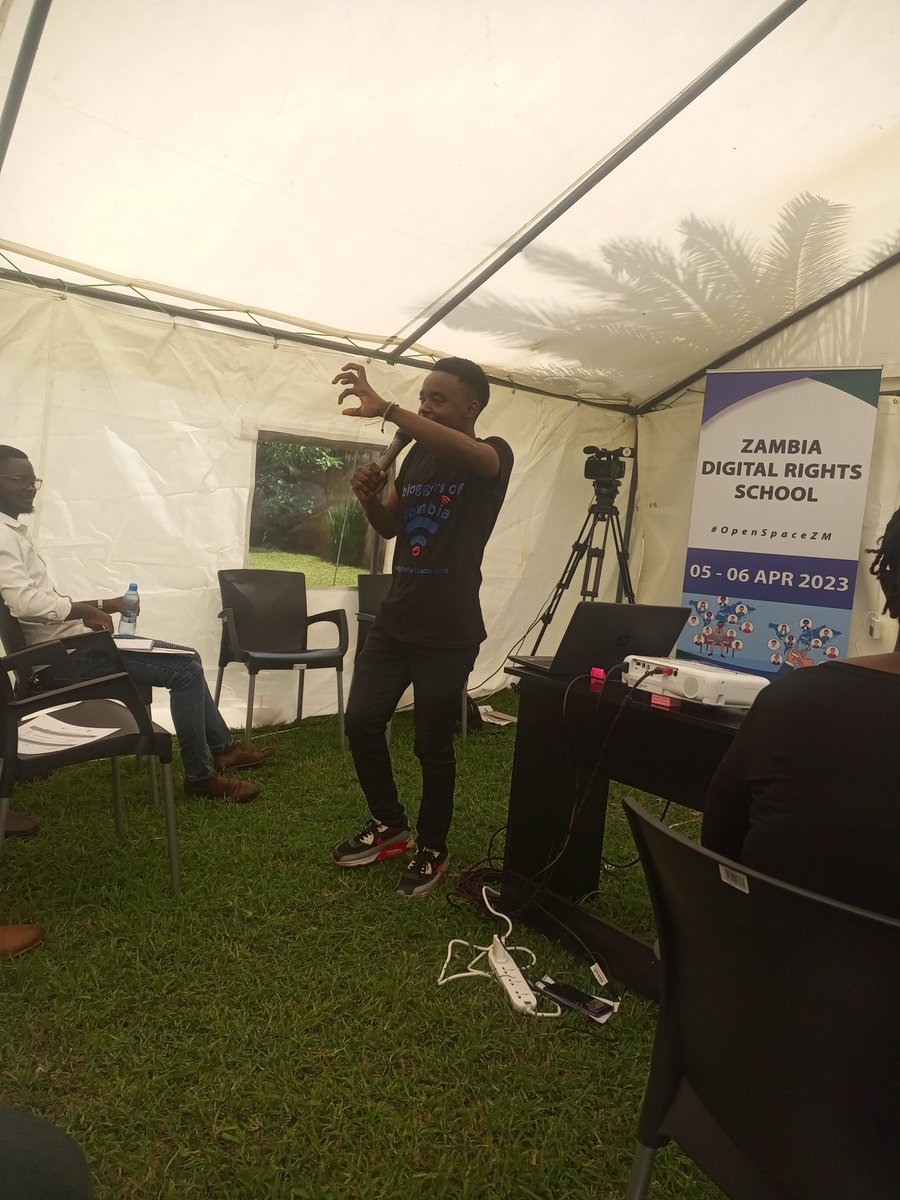 kaunda_mumba's tweet image. How do you classify a strong password !!!!! Are you security conscious, are you protecting yourself online.
Well it&apos;s all about your digital rights; freedom of expression, assembly and right to privacy.
#openspacezm 
#bloggersofzambia