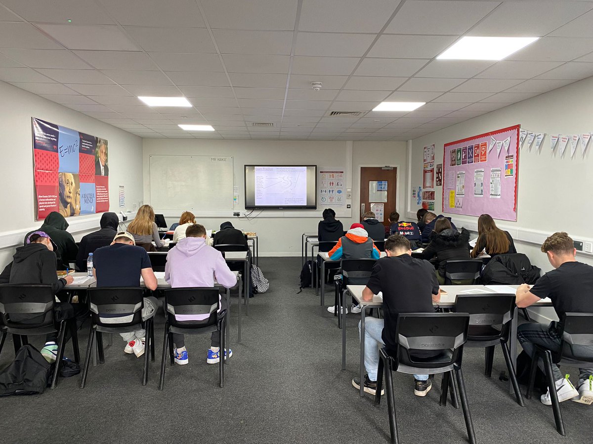 Well done to our Year 11 Geography students who attended the holiday revision today. Excellent dedication from our young people.#SHS