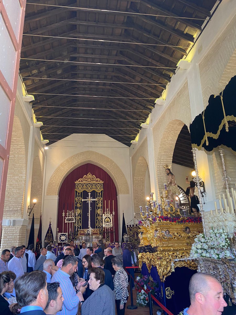 Ya es Jueves Santo en la Ermita. Nuestros titulares se podrán visitar hasta las 14:00.

#castillocoronada #castillo2023 #atadoalacolumna