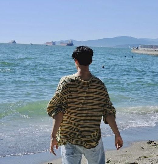 ㅤㅤ
  ㅤㅤㅤ040623 —— sns update!
  ㅤㅤㅤlate post. with my babu
 ㅤㅤㅤ and our friend, schy 🌊
ㅤㅤ