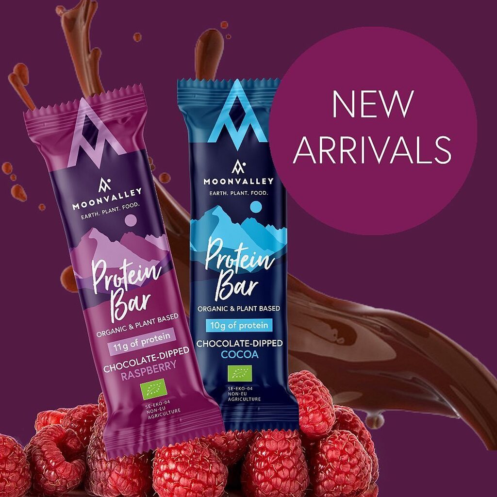 Our biggest news of the year!! Organic Chocolate Covered Protein Bars 🍫😋

Packed with protein and covered in vegan chocolate, they are perfect for topping up after training or as a luxurious snack on the go 🏃🏽‍♀️

Available in Chocolate and Raspberry ❤️🤎… instagr.am/p/CqpkWbgoSsE/
