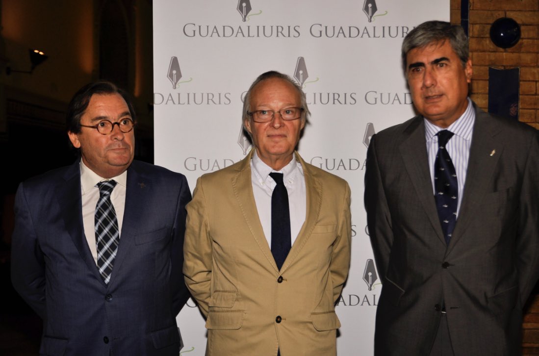 guadaliuris's tweet photo. Lamentamos el fallecimiento de Josep Piqué. 

Ha formado parte de nuestro #ForoGuadaliuris ofreciendo una brillante lección de geopolítica y destacando:

➡️El impacto de la transformación digital de las empresas.

➡️La importancia de la internacionalización de las corporaciones. https://t.co/sbEKr3mGfG