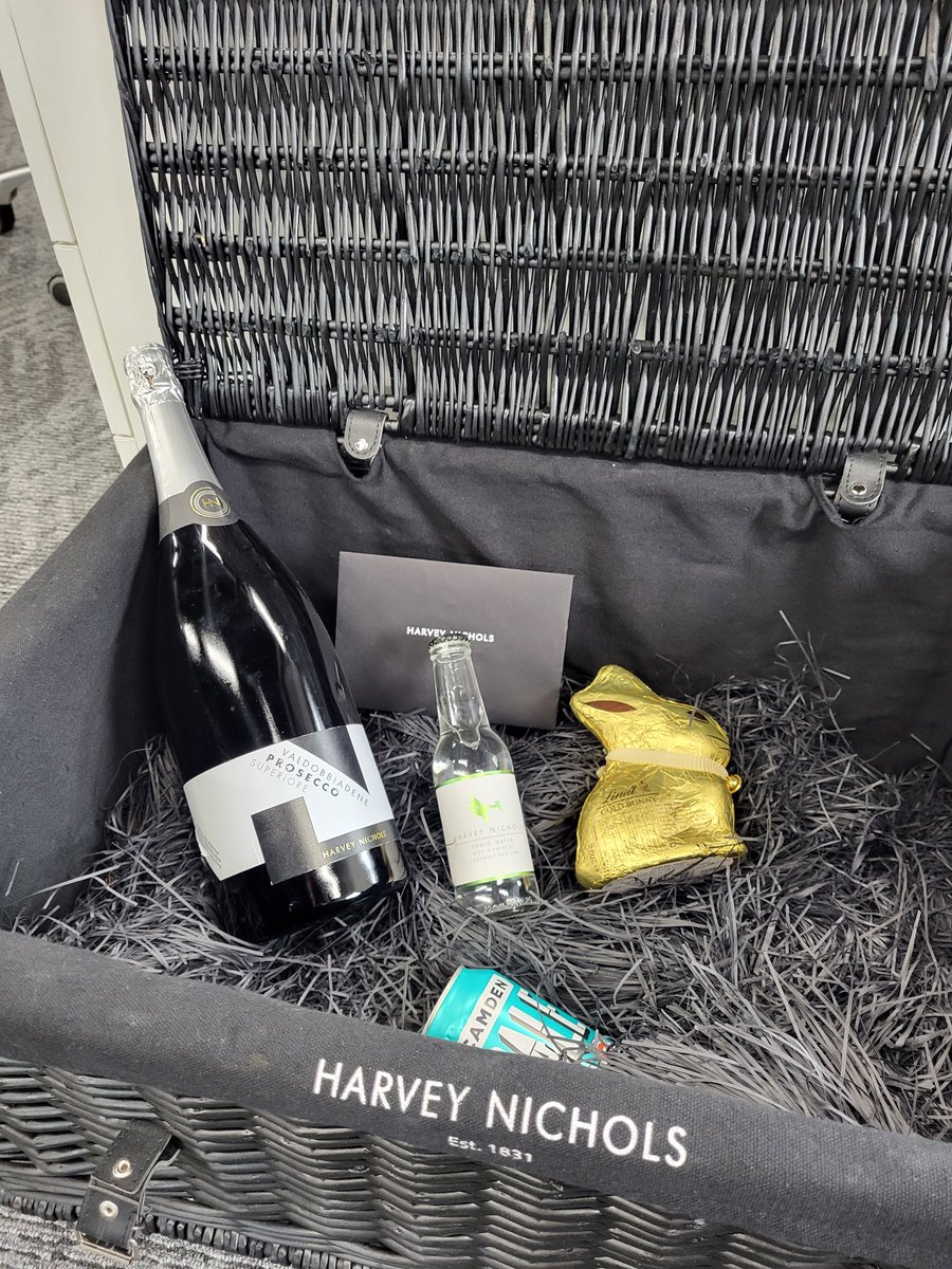 pure_finance's tweet photo. Easter has officially begun at the Pure HQ 🐣

Thank you to @MTFinance and @PepperMoneyUK for these heavenly hampers! https://t.co/YNDgGZU6hY