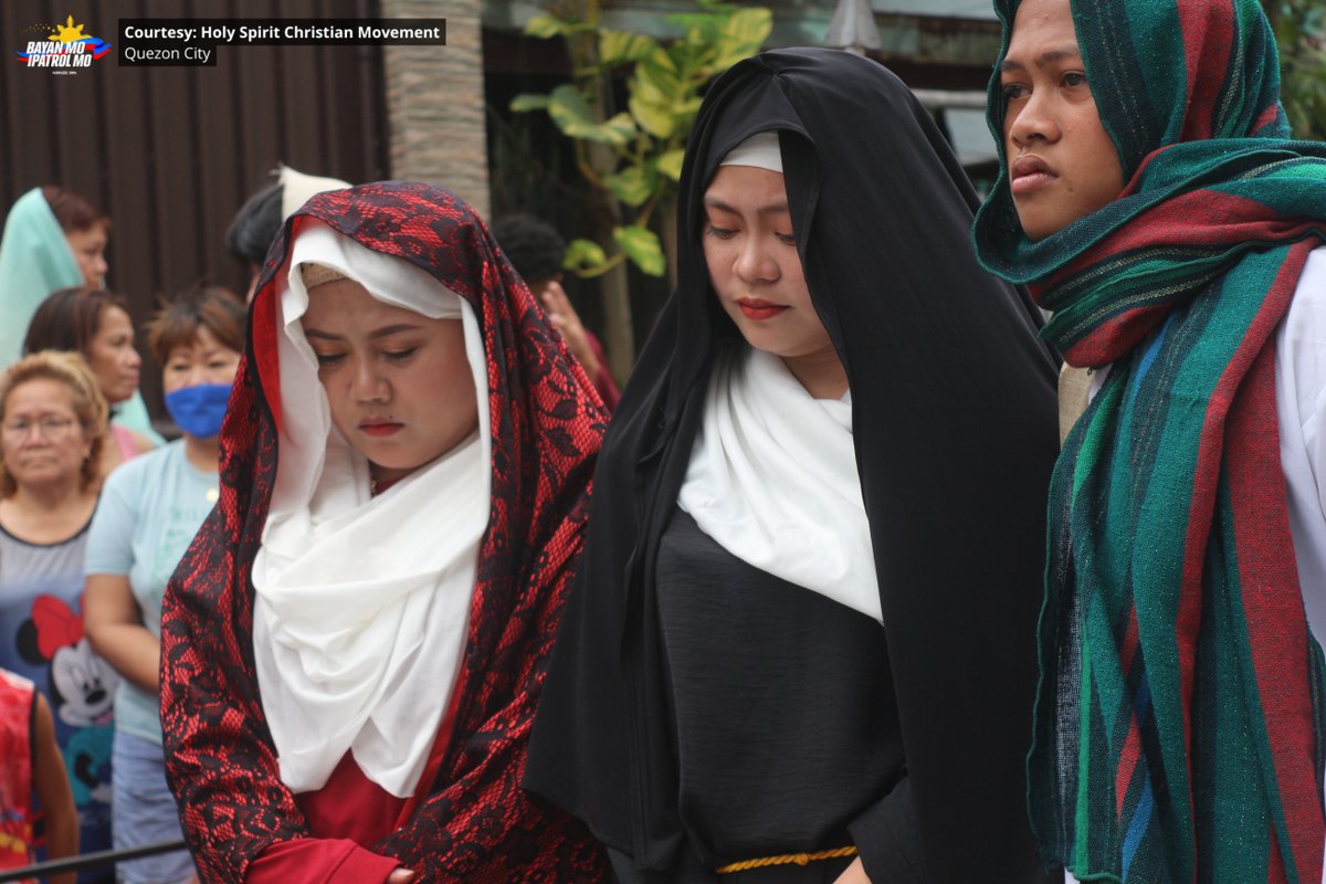 bayanmo's tweet photo. Bilang paraan sa paggunita ng Semana Santa, nagtanghal ng senakulo ang grupo ng kabataan na Holy Spirit Christian Movement sa mga barangay sa Quezon City.

#Senakulo
#QuezonCity 
#SemanaSanta2023 
#HolyWeek2023 https://t.co/bDi0mSltpv