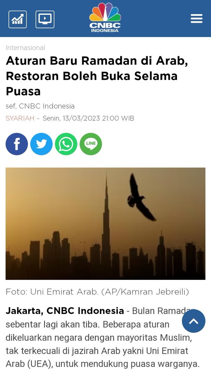 Banyak restoran &amp; tempat makan buka selama bulan puasa, bisa jadi warga RI mengikuti gaya ramadhan di Timur Tengah. Alhamdulillah..