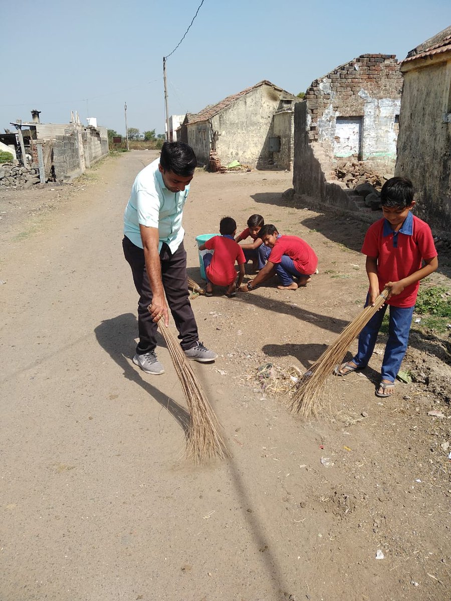 Under the "Clean Village" campaign of SBM-G, Gujarat This work is done in the Khakhra village ofDhrol Block in the Jamnagar district.
#SWACHHBHARAT #ODFPLUS #CLEANVILLAGE <a href="/crdgujarat1/">Commissionerate of Rural Development,Gujarat</a> <a href="/PMOIndia/">PMO India</a> <a href="/AmitShahOffice/">Office of Amit Shah</a> <a href="/cmoguj/">CMO Gujarat</a> <a href="/RaghavjiPatel/">Raghavji Patel</a> <a href="/SBMR_Gujarat/">Swachh Bharat Mission- Gramin, Gujarat</a> <a href="/InfoGujarat/">Gujarat Information</a> @AssComSBM
