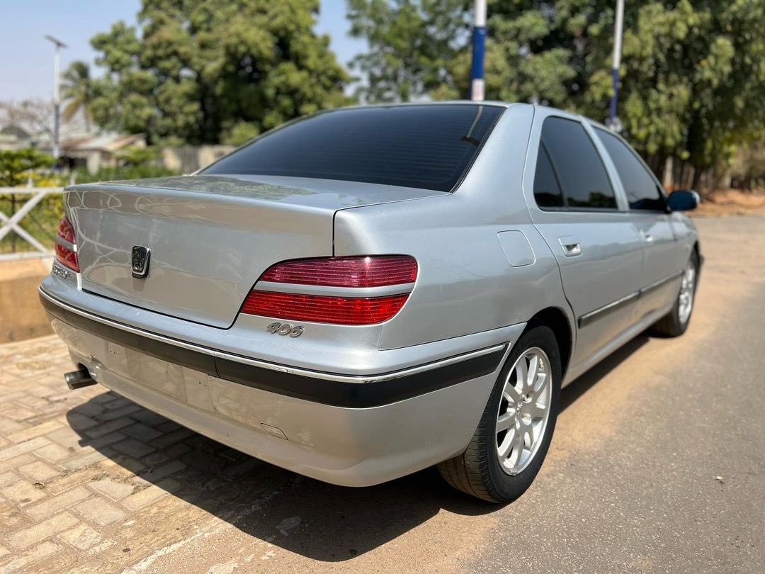 peugeot_ng's tweet photo. DIRECT BELGIUM 2004 PEUGEOT 406🧡
WITH ORIGINAL CUSTOM DUTY🔥
GOING FOR 4.5M
LOCATION: KADUNA🚦#peugeotng https://t.co/7S7vAHEJ4A