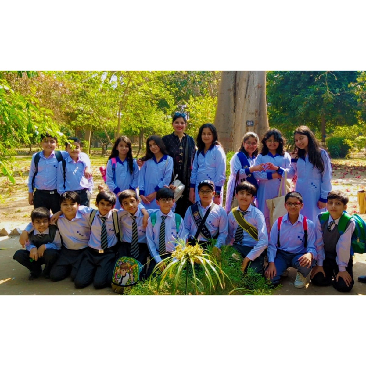 IPakagtours's tweet photo. Another successful tour is done π· Alhamdulilahπ·
by Pak ag tours.
"Beaconhouse school Faisalabad"
Pakistans number 1 tours & travel agency.
#beautiful #beauty #thebeautyofpakistan #school #schooltrip #beaconhouseschoolsystem
#PakAgTours #AGTours #AG #Pakistan #thebeautyofnature https://t.co/CZ9syz1niJ