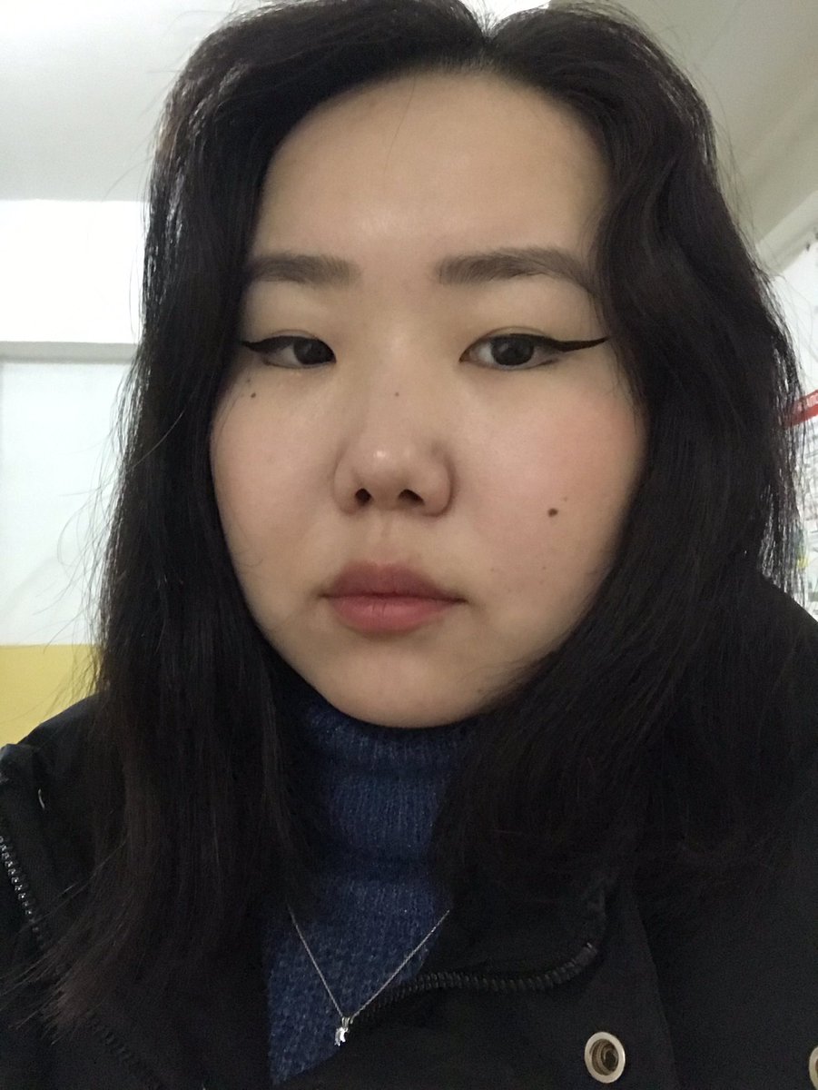 #BeyourLuveSelcaDay 
Покажусь что ль ..