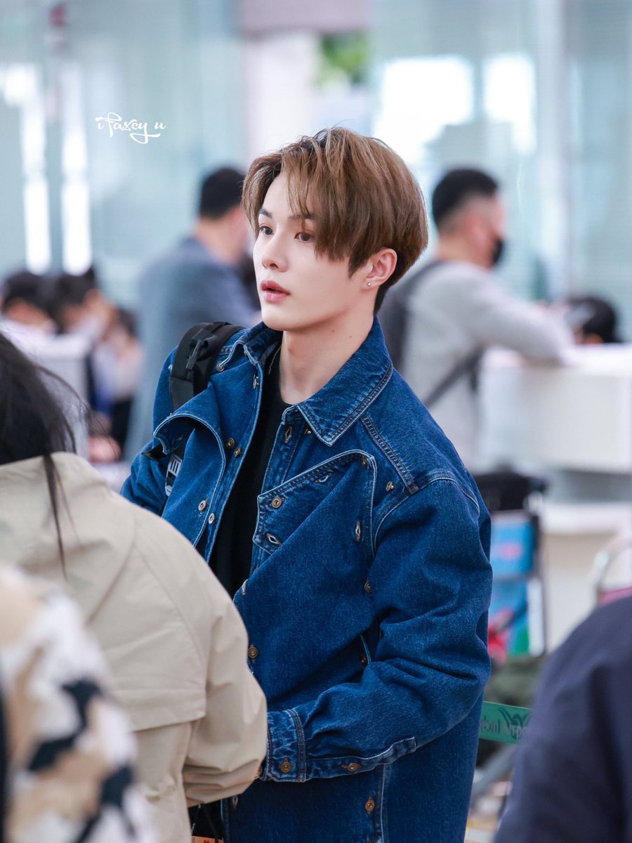 ifaxcyu's tweet photo. 230327 인천 출국

I miss you ...

#천지안위 #陈建宇 #CHENJIANYU https://t.co/lkBIf7H5EQ