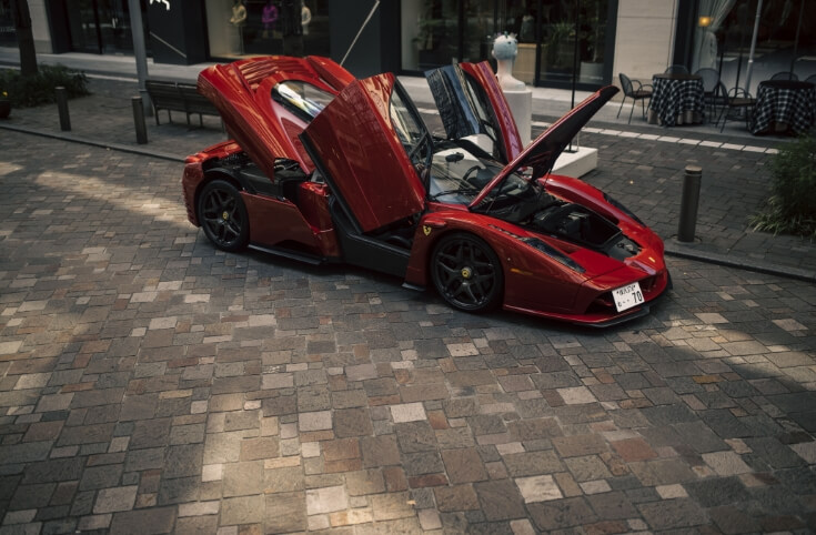 新品 KING MODEL 1/64 Enzo エンツォ Red : ブーストギア ヤフー