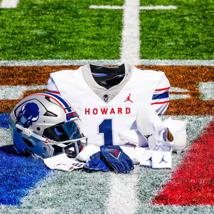 After a great call with @CoachB48 I am blessed to receive my first D1 offer from Howard University! @LindseyLamar5 @HUBISONFOOTBALL @CoachLScott70 @LedfordFootball @GrindHausSports @willbradleysp #AGTG