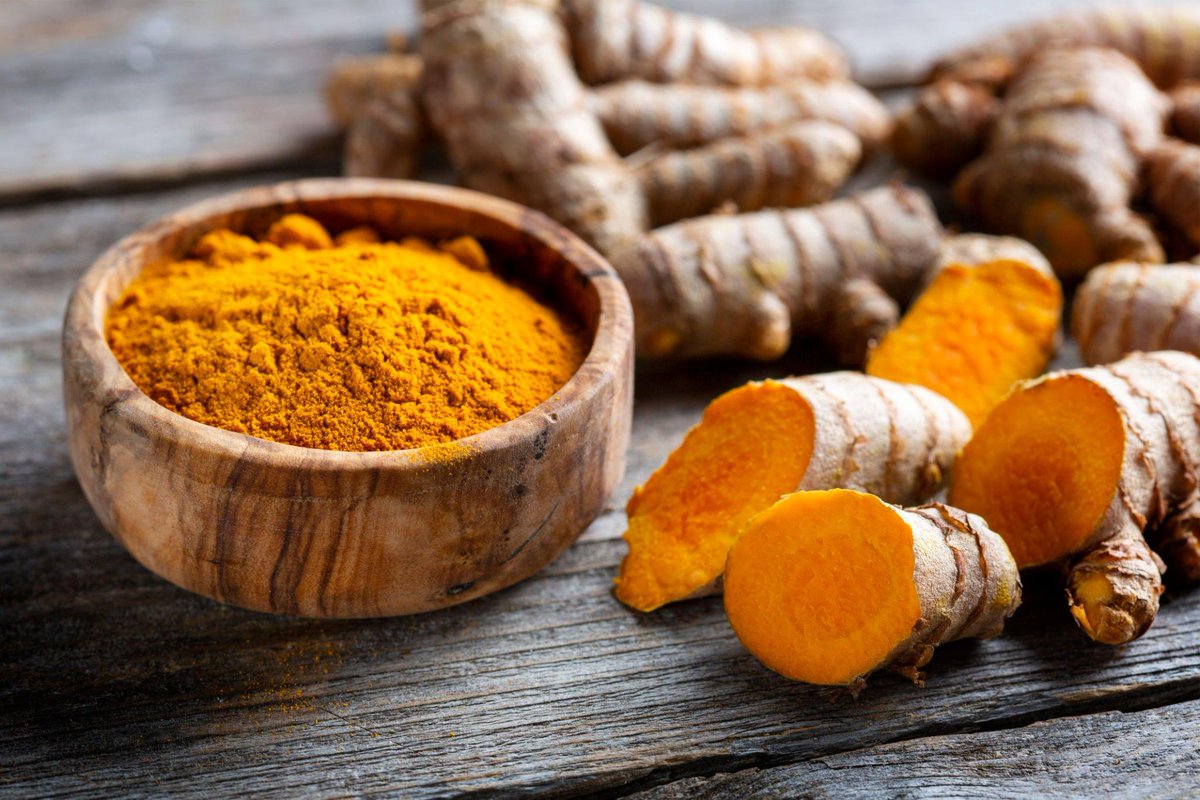 D_chefcurry's tweet photo. Did you know that tumeric is one of the most healthiest, yet the most underrated and wrongly used spice?

Here is 5 health benefit of tumeric and the right way to use tumeric. https://t.co/2F9grGouWW