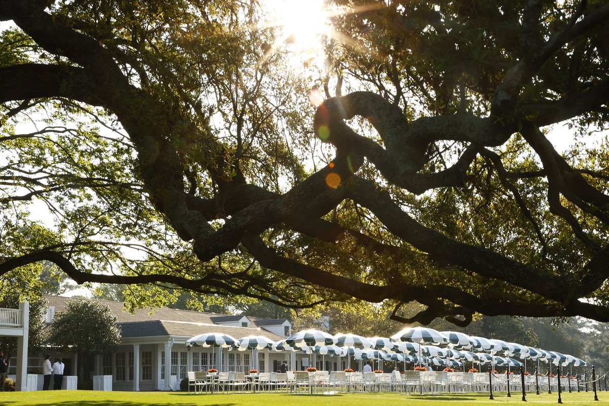 GolfCentral's tweet photo. ✨Patrons✨

⏰ Wake up ⏰

… and welcome back to #TheMasters https://t.co/9u2wNAZsc3