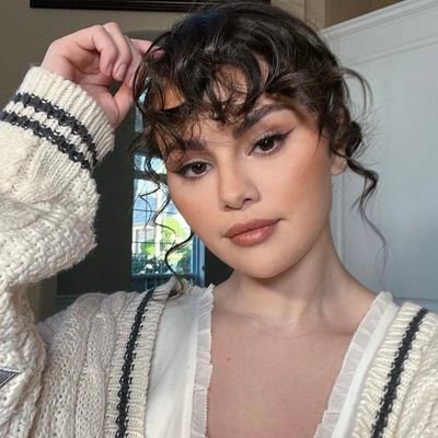 Selena Gomez.