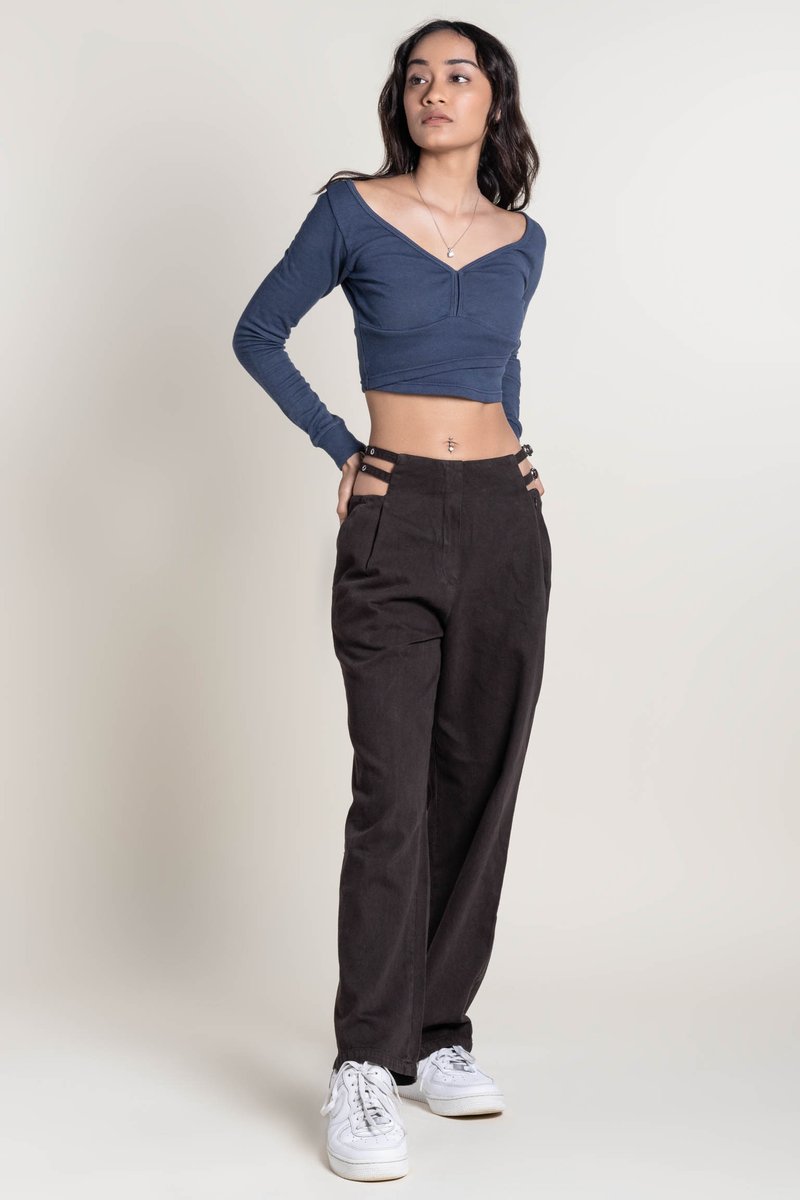 Hayd_official's tweet photo. HAYD - Cut-out twill trousers

https://t.co/BJjLlfM2NX https://t.co/vRqpFeHo5H