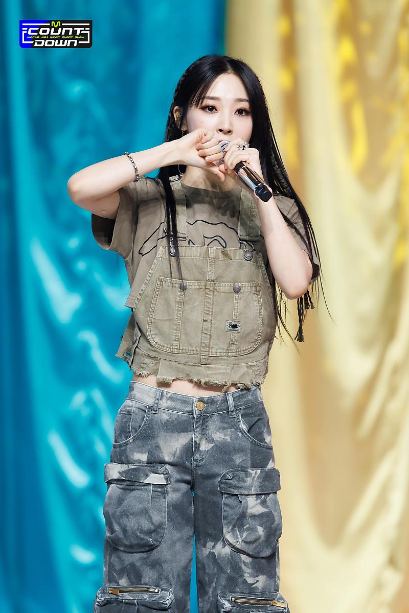 MOONBYULINTL's tweet photo. 🔗 https://t.co/1QXrLXUnoJ

for #MOONBYUL #문별 https://t.co/2xpW4LePHu