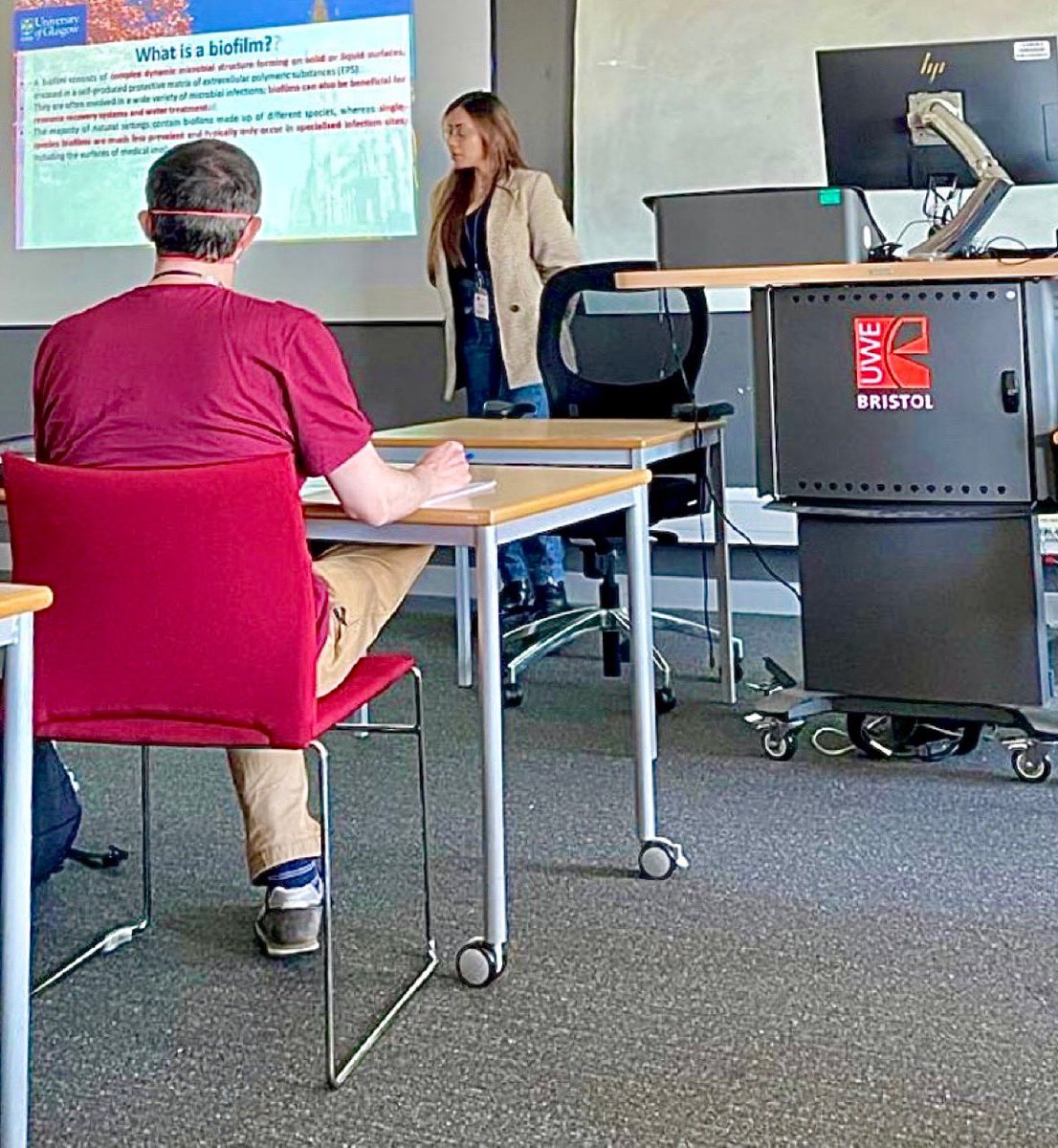 Parna Mandal (@parnamandal7) on Twitter photo Presenting my work about formation of biofilms in response to locally administered antimicrobial therapy at #BAMC2023 .
Great experience listening to all the amazing research at <a href="/UWEBristol/">UWE Bristol</a> Presenting my work about formation of biofilms in response to locally administered antimicrobial therapy at #BAMC2023 .
Great experience listening to all the amazing research at <a href="/UWEBristol/">UWE Bristol</a>