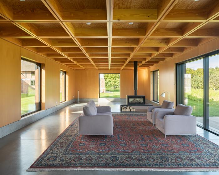 Congratulations to <a href="/RobinLeeArch/">Robin Lee</a> for making the 2023 RIBA South Awards shortlist for the Black House Farm project

📷 <a href="/stale_eriksen/">Ståle Eriksen</a> 

Winners will be announced at the Awards ceremony – be the first to hear when booking opens: 
ow.ly/f4Wy50N66It 🔗