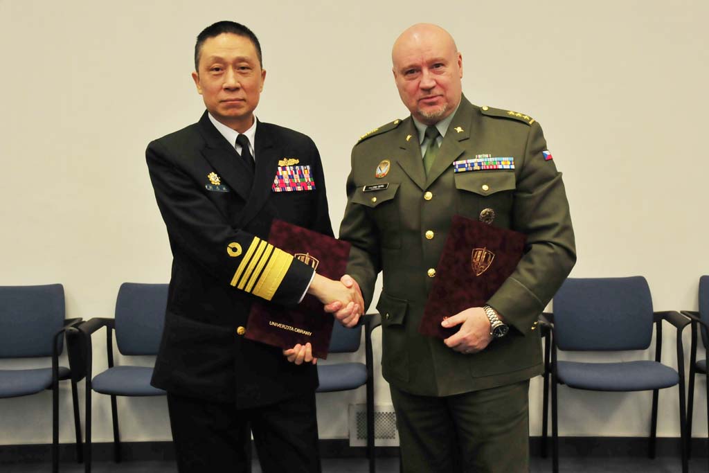 Re: [分享] 捷克是台灣的新戰友？抗中友台戰略下的