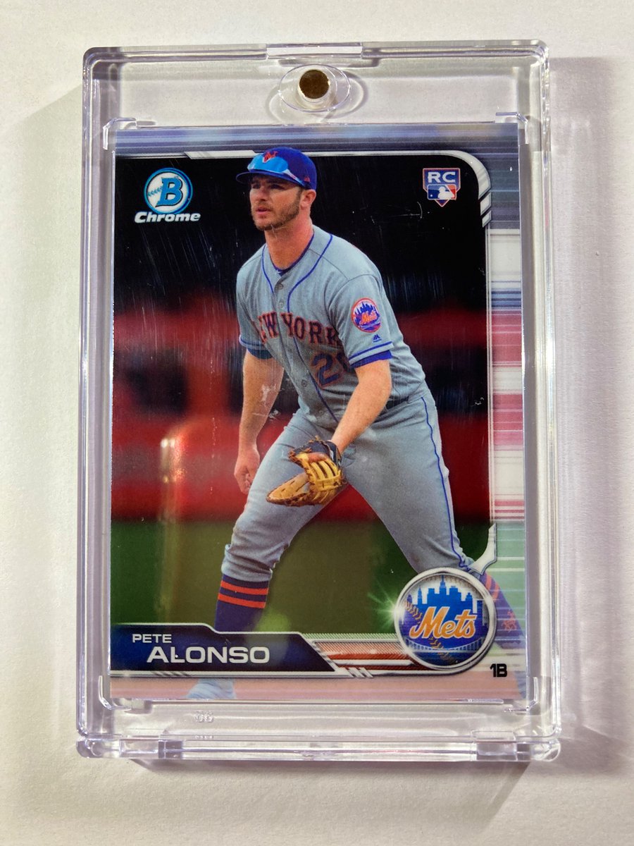 🎁MLB 30 Day Giveaway🎁

Winner announced Tuesday

Day 10: ROY/Rookie HR Record

🔥Pete Alonso Bowman Chrome Rookie Card

To enter
1. Follow
2. Retweet
3. Like

<a href="/sports_sell/">@SPORTS_SΞLL</a> #MLB #Mets #NewYork