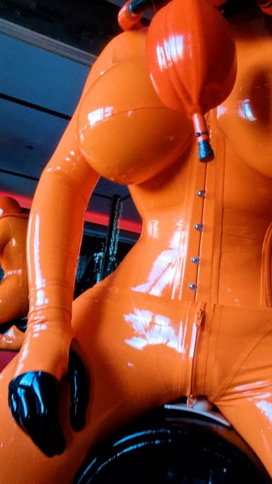 rubberdollemma