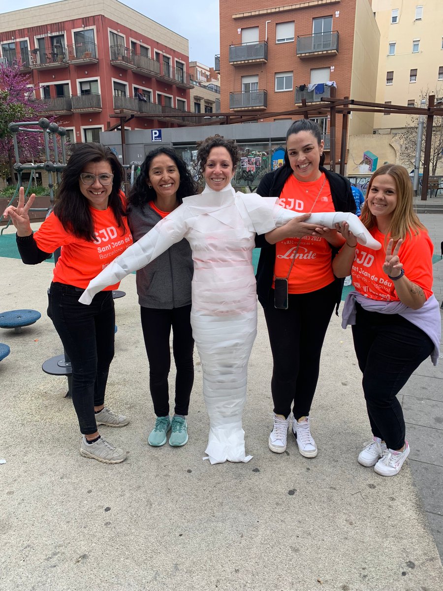 bcnsalutgames's tweet photo. L'equip #surgicaldues de @SJDbarcelona_ca esproclama 3er de la #gimcanaurbana dels @bcnsalutgames 2023. L'olimpíada Solidària de la #salut i #recerca amb 3 bones raons #teambuilding #vidasaludable i #solidaritat amb el programa #cuidam. MOLTES FELICITATS 👏👏👏👏👏👏👏 https://t.co/DxxiSbrI6d