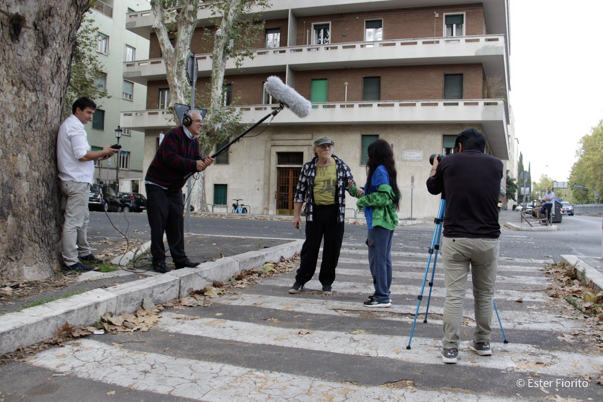 avventista's tweet photo. 🎬 Una #Bibbia trovata per strada trasforma la vita di una ragazza vittima di sfruttamento e le dona un presente di #speranza.

👉 Guarda il #cortometraggio entro il 30 aprile per sostenere la partecipazione al concorso del @Festival_tsn

🔗 https://t.co/fMI47HYmlE https://t.co/W8PwJ2INgp