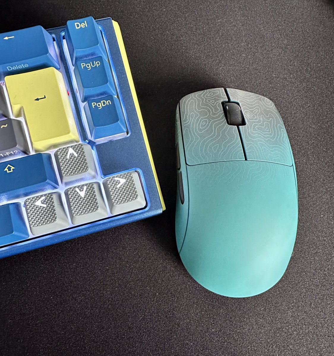 tom-warren-on-twitter-logitech-has-some-superlight-competition-in