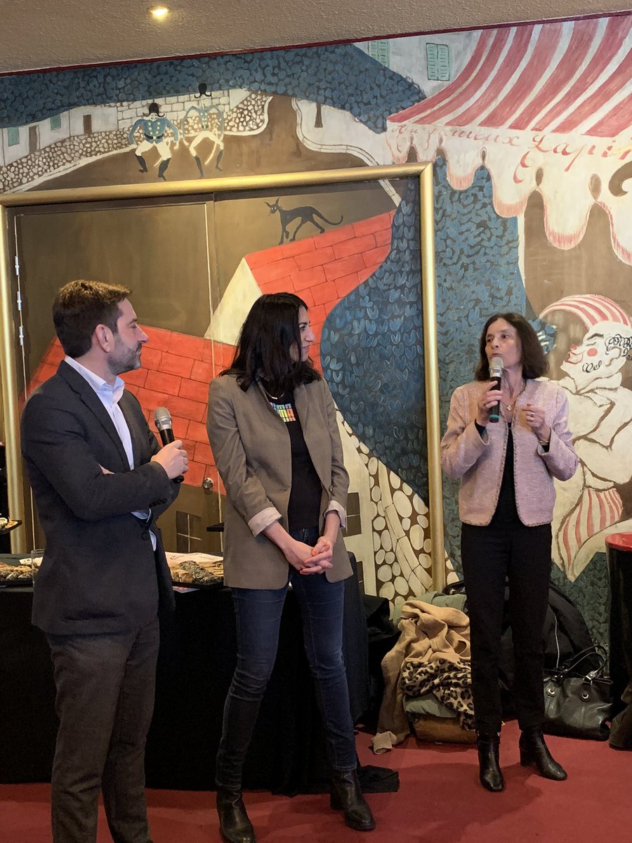 IMTFrance's tweet image. Odile Gauthier, directrice générale de l’IMT et Jean-Christophe Tortora, président de @LaTribune ont signé un partenariat sur #TechForFutur 
👉 Objectif : accélérer l’accompagnement des #ETI et #PME dans leurs transformations #numérique et #écologique 
@LaTribuneEvents