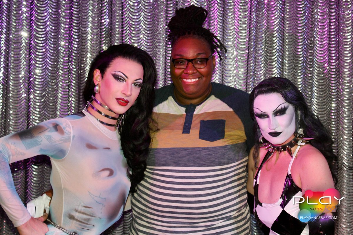 GT2DRAG's tweet photo. That time when we got to see the GORGEous
@violetchachki & @gottmik.
Such fabulous queens!
#RPDR #DragRace #G2TD #GettIntoIt #Drag https://t.co/3tjDu8VU4e