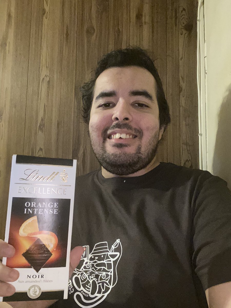 Thank you <a href="/PatriciaBT70/">Patricia BT</a> <a href="/Bovelett/">Anne Bovelett</a> and @Maja20072230 for the t-shirt and especiallly for the chocolate. I love chocolate ❤️ 

<a href="/GoDaddyLife/">Team GoDaddy</a> <a href="/GoDaddy/">GoDaddy</a> <a href="/GoDaddyPro/">GoDaddy Pro</a>
 #WCCH #MakersOfTheWeb #WordPress