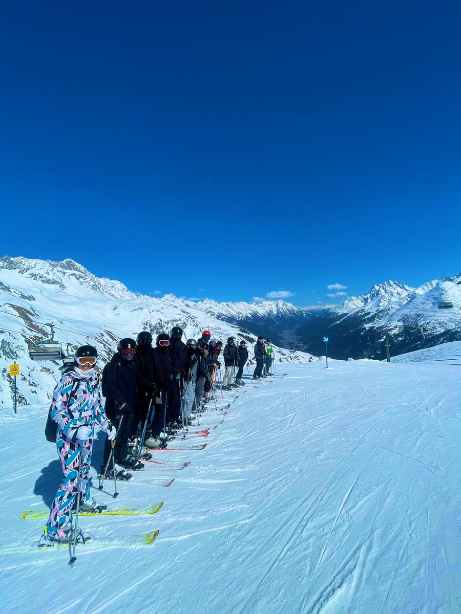 STACSSki23's tweet photo. Team Cuba readying themselves for a downhill ski on the ‘fun run’! A few slips and slides but most managed to stick the jump landing and work their way around the tricky turns ⛷️ https://t.co/UKqQMLUKBu