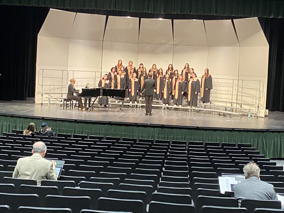 School choirs from across the state competing for the CHSAA large group music festival.  

Thank you Niwot for being such a great host!  

#StVrainStorm <a href="/SVVSDsupt/">Jackie Kapushion, Ed.D.</a> @SVVSDdeputy <a href="/NiwotHS/">Niwot High School</a> <a href="/CHSAA/">CHSAA</a>