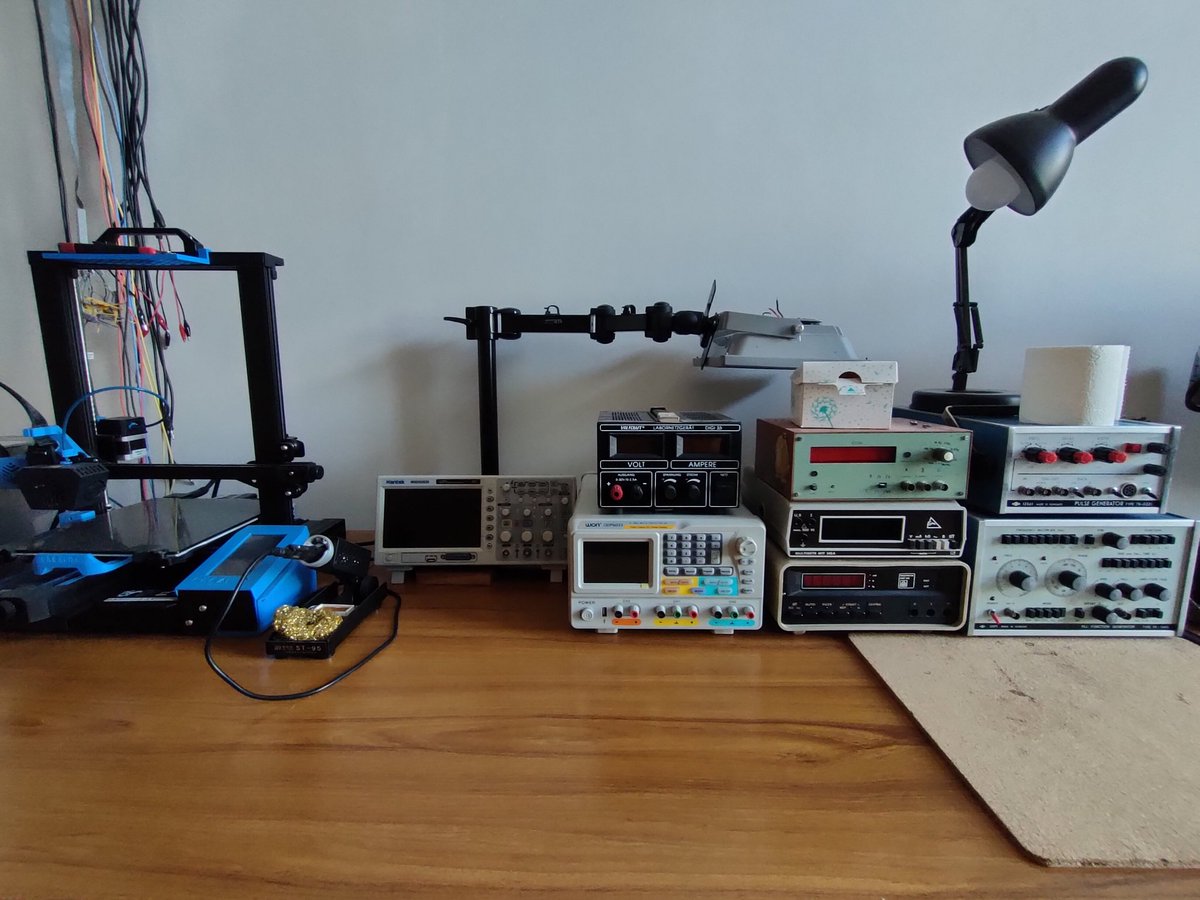 polasek_petr's tweet photo. Tested: you can use the @hackaday Berlin bag to carry an Owon ODP6033 through Prague using public transport.
Theory proven: HaD bag can withstand 378 W and 12 kg with ease!
#hackadayberlin https://t.co/uFEKZhHDNV