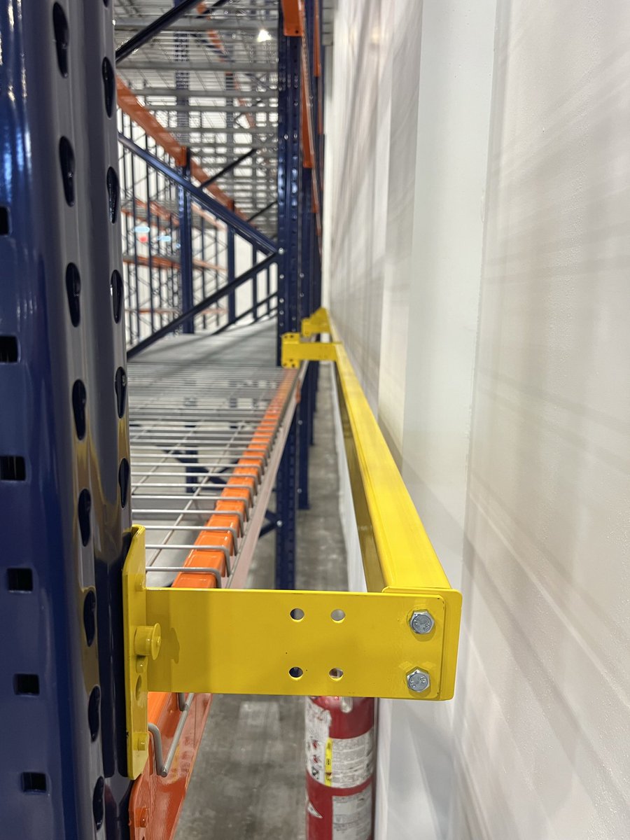 atlantic_rack's tweet photo. Prevent pallets/loads from being pushed too far in the racking system with Pallet Stoppers! 

Great solution! Easy to Install! The pallet stoppers help prevent structural damage to your loads and building. 

#palletrack #palletracking #warehouse #materialhandling https://t.co/TlfjFPmMgI