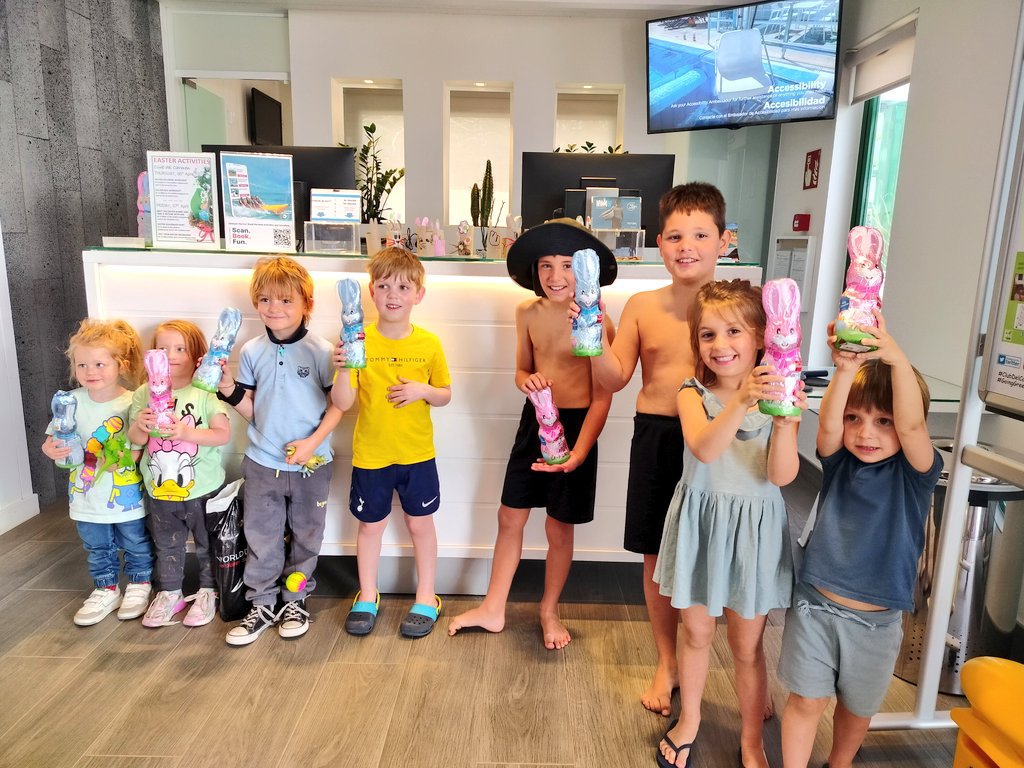 Great fun, entertainment and joy among our little Guests today with our #Easteractivities at #ClubdelCarmen 🤗🤗🤗 #easter2023 #Easter #EasterBunny #EasterEggs #fun #puertodelcarmen #greenhotelier #GoGreen #goinggreen #asolan #eastercoloringworkshop #eastereggworkshop