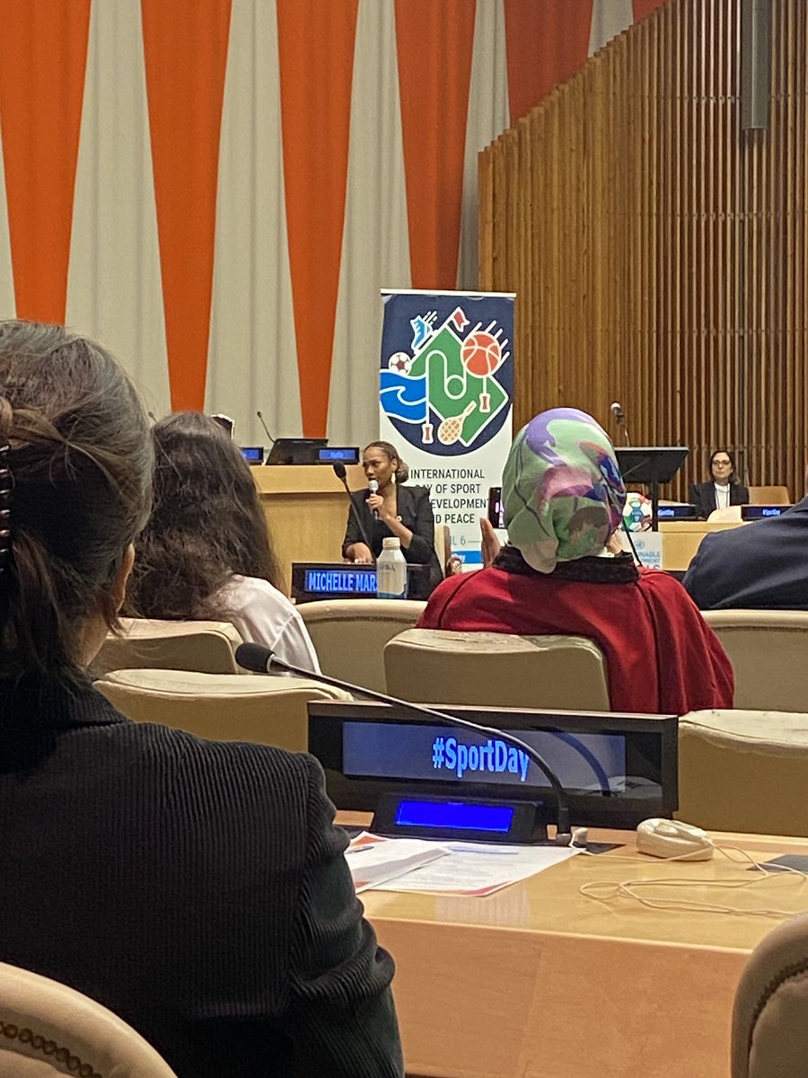 Arielle (Ari) Chambers tweet media