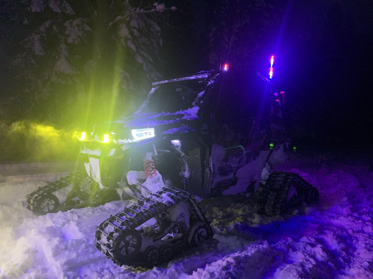 TracksAtv's tweet image. Like a rainbow in the dark! For sweet deals on tracks call ATVtracks.NET! 866-243-8359 #Polaris #BRP #CanAm #Honda #Yamaha #Kawasaki #Kubota #JohnDeere #ArticCat #SUZUKI #ATV #UTV #offroad #mudding #outdoors #4x4 #icefishing #PolarisSnow #GoodTimes #Adventures
