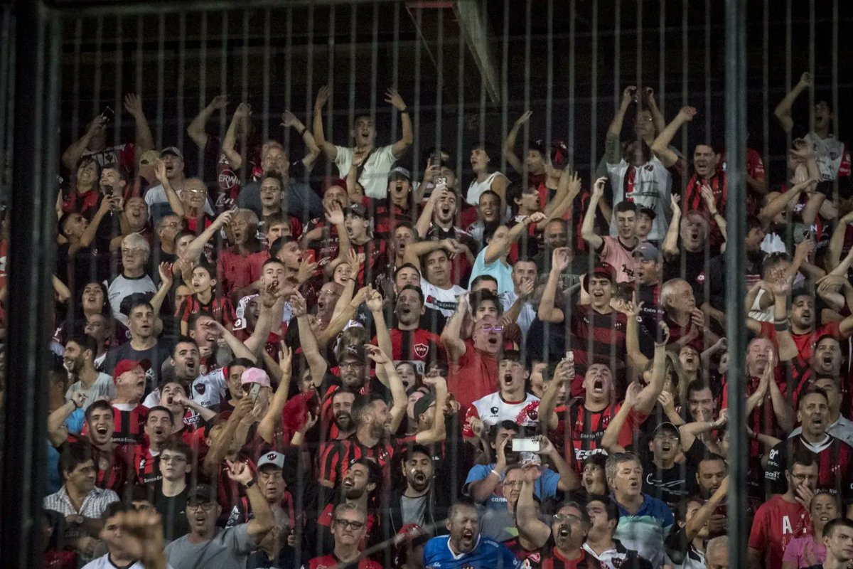 Sigamos así. Todos juntos, Rojiné

#VamosPatrón 🔴⚫️💪🏾
#ElCampeónEntrerriano ⭐️