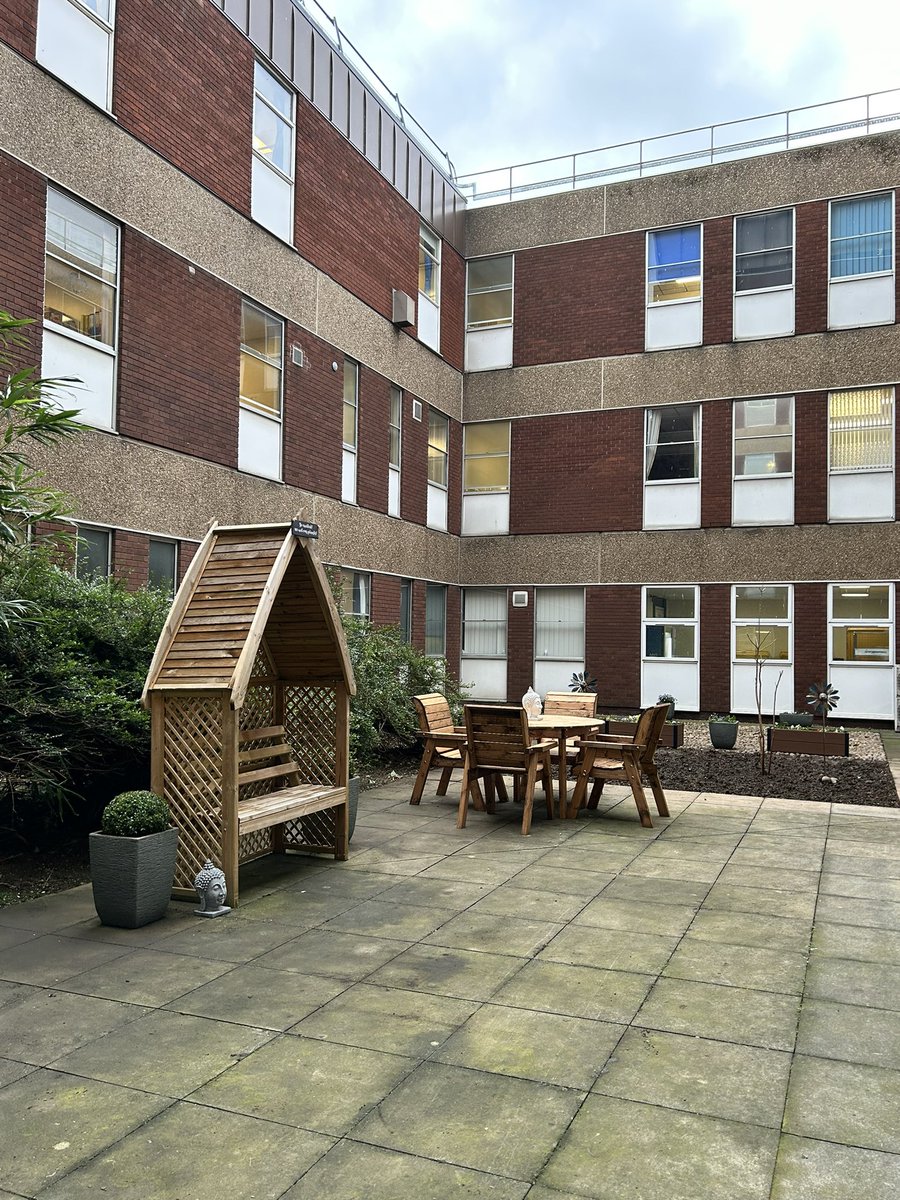 ItuRehabDPOW's tweet photo. We have had a busy day in the Grimsby ITU rehab garden 🪴 thanks for the inspiration @PlymouthICUReh1 we are on our way now ❤️🌺🌸🪴 #rehablegend #rehabmatters #TeamworkMakeTheDreamWork https://t.co/XvdTRx3Bdx