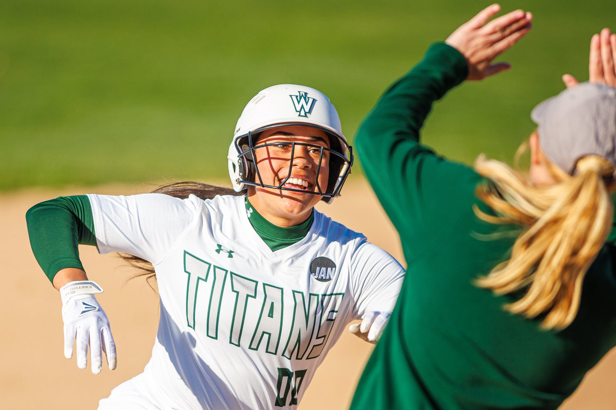 IWUSoftball's tweet photo. Our program is what it is because of the amazing humans within it. 

Happy #NationalStudentAthleteDay to the rowdiest squad in Division III! 🎉🤟🏼🐀👽🔋👑🙌🏼 🪐

#TGOE #Limitless #d3sb https://t.co/W0QplyEoLl