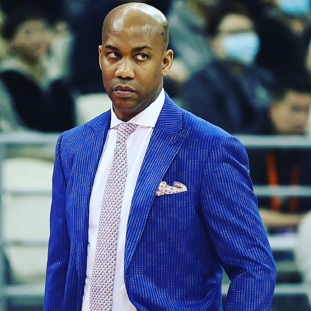 StarburyMarbury's tweet photo. Being mad at the situation while staying positive is a gift from God! https://t.co/SYiknQ3RiT
