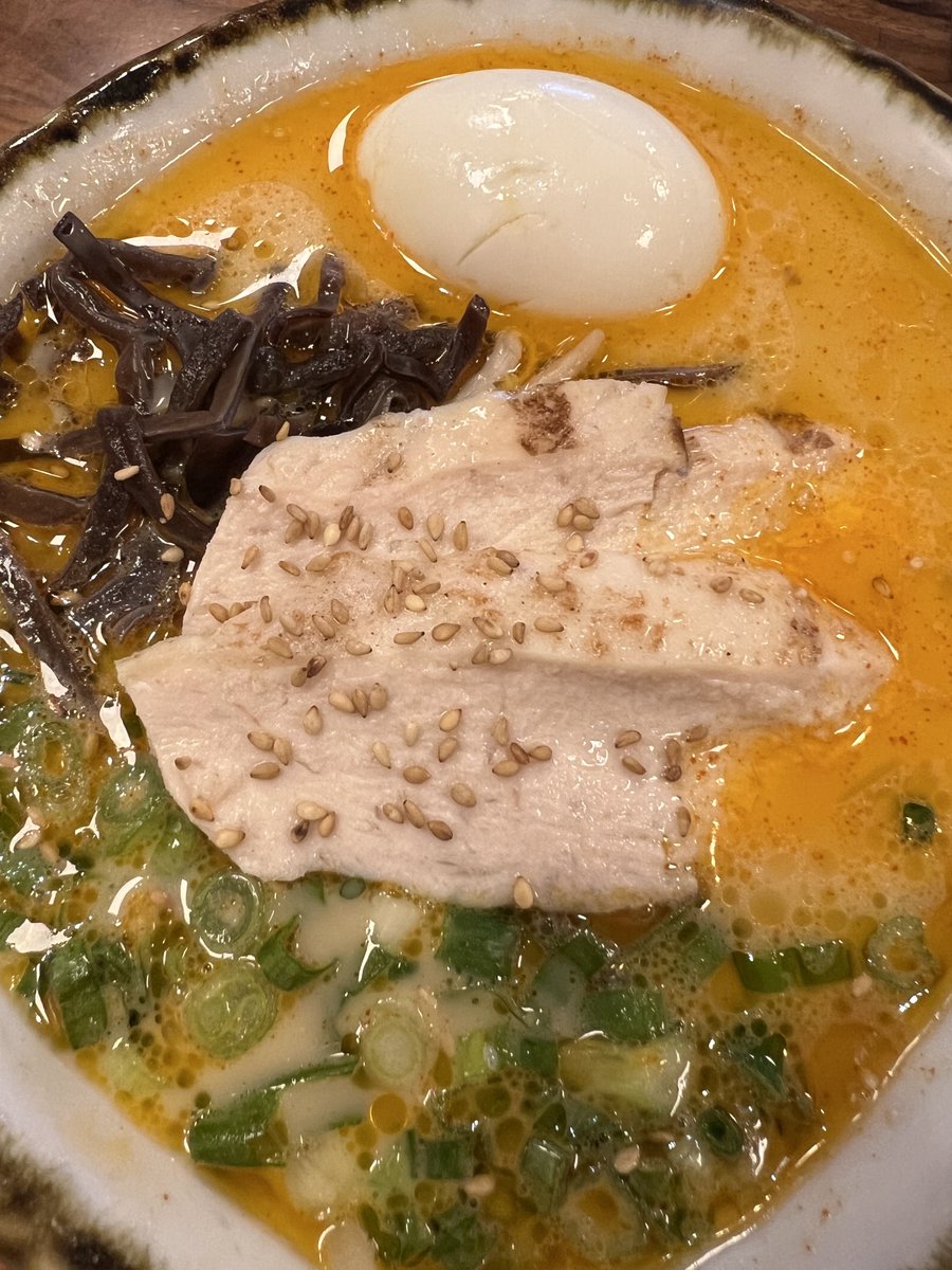 Flumestradamus's tweet image. Spicy Chicken Taitan Ramen from Marufuku Ramen in SF. 🍜🔥 #hellagood #bombAF